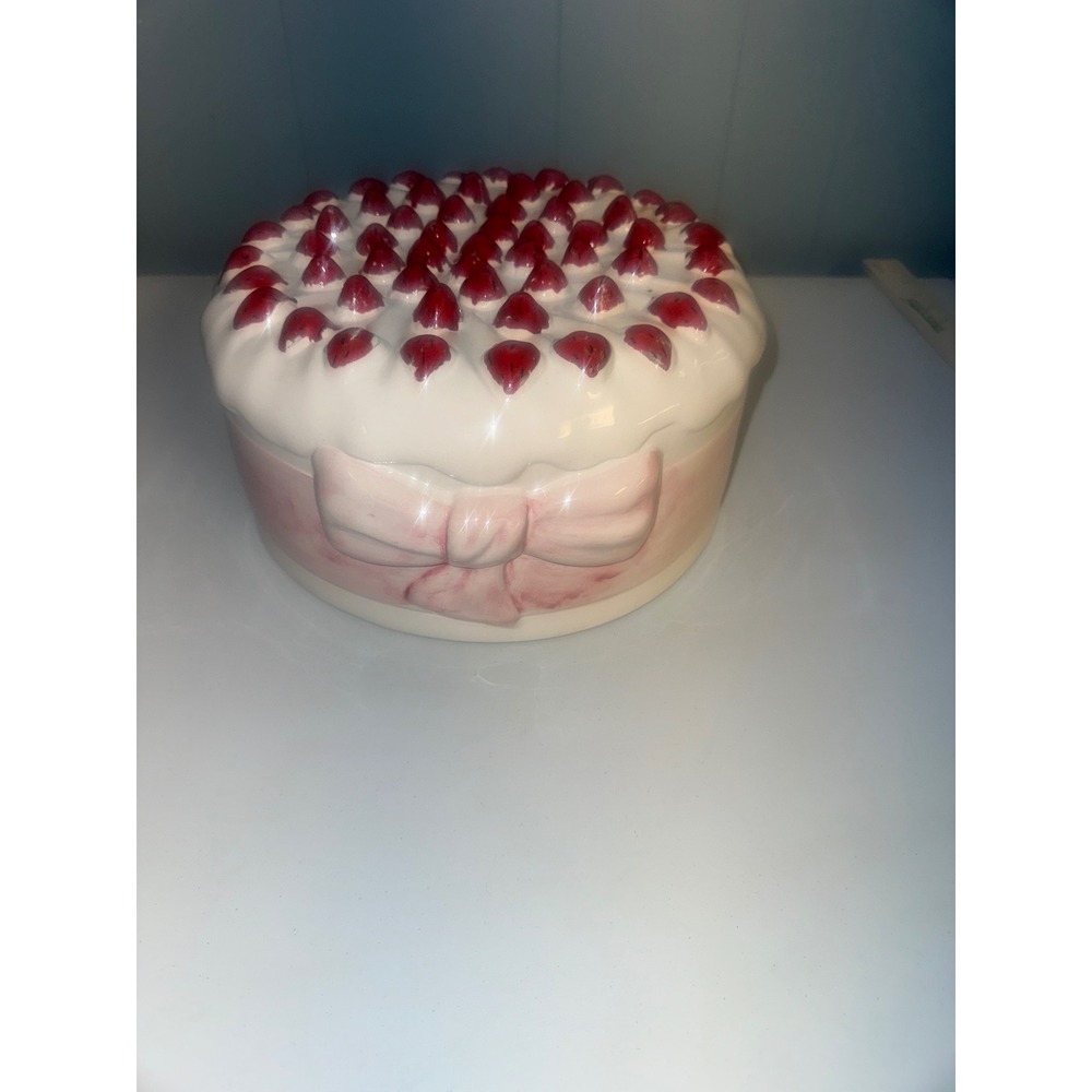 Ceramic Strawberry Cake Top
Cover Pink Bow White Frosting Kitschy Kitchen Decor